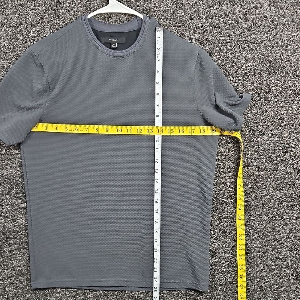 Tahari Men's Short Sleeve Gray Pull Over Shirt - Picture 4 of 8